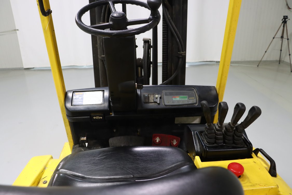 Hyster J3.20XM - Be08 2 - BE08