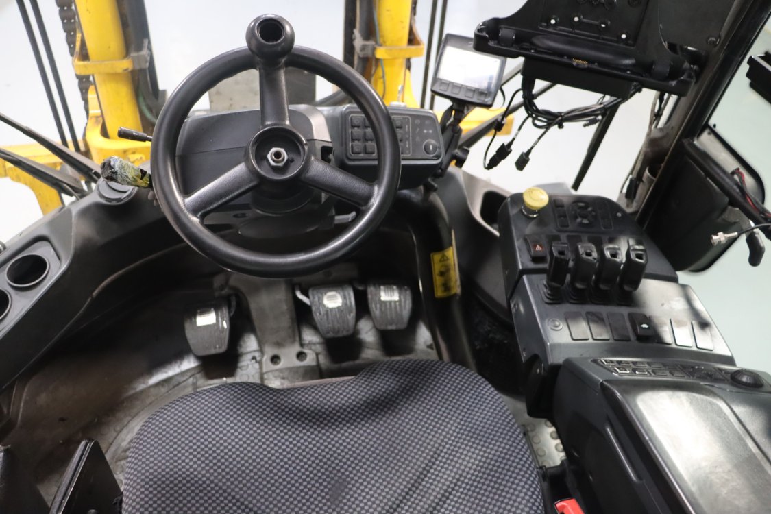 Kalmar DCG80-6 - Bn62 9 - BN62