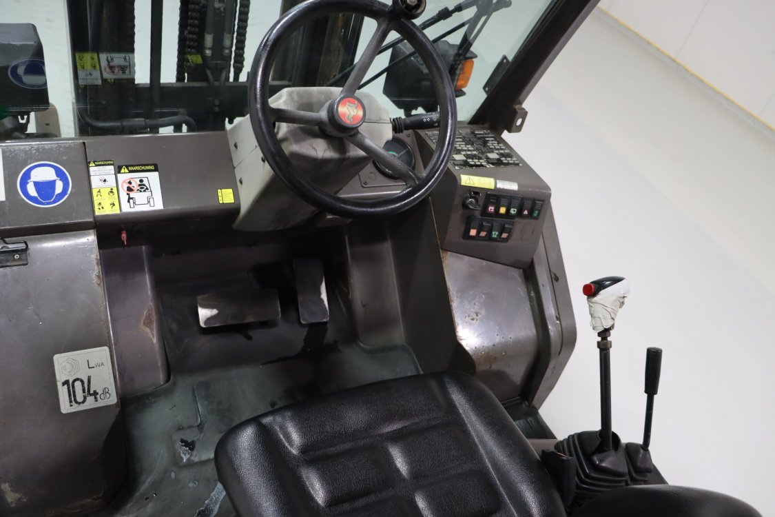 Manitou MH25-4T - Bn63 2 - BN63