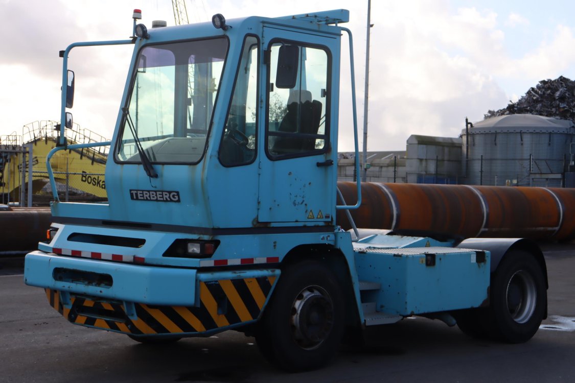 Terberg YT222 - Bq52 3 - BQ52