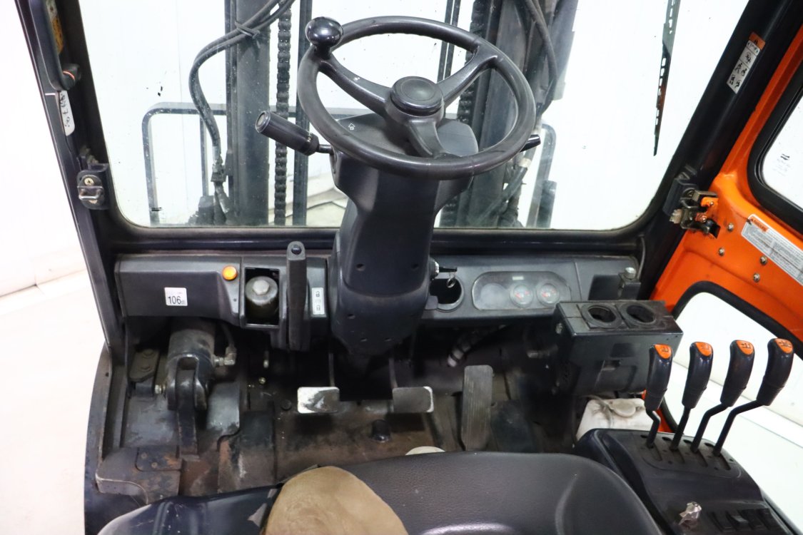 Doosan G40S-5 - By79 2 - BY79