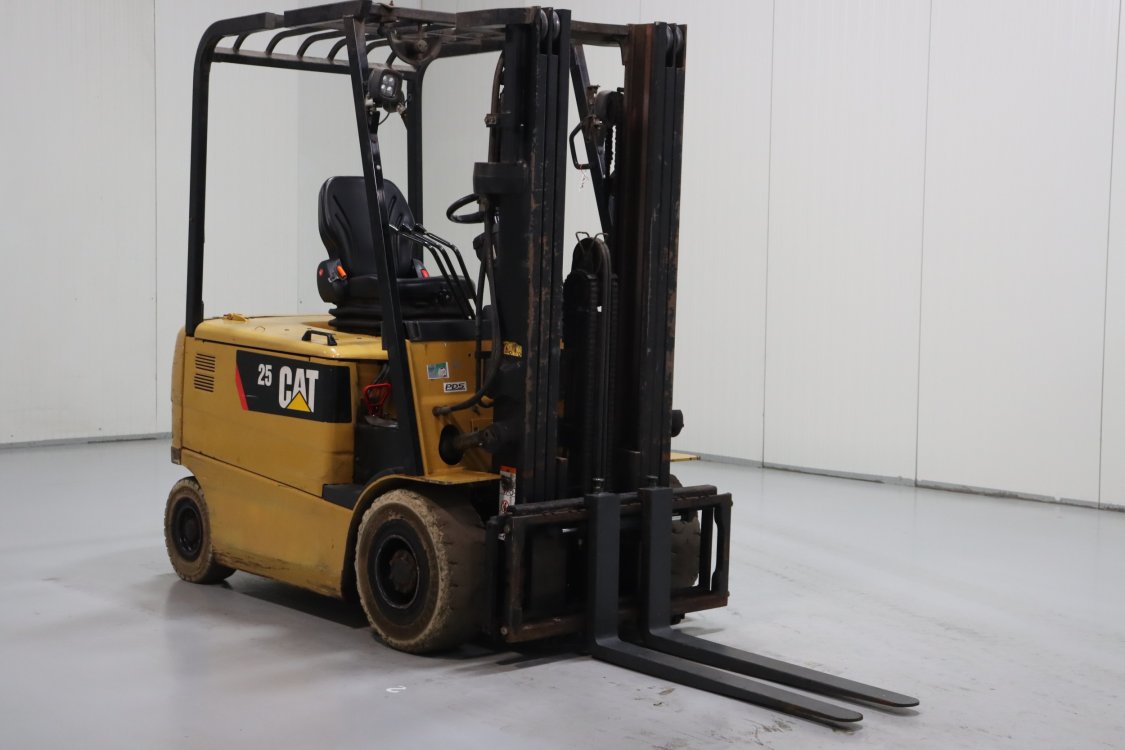 Caterpillar EP25KPAC - Cb29 1 - CB29