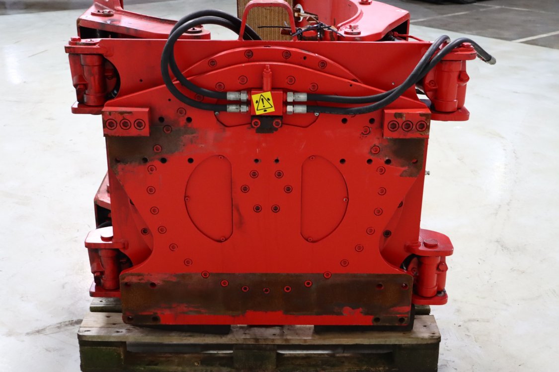 Bolzoni AR-37RJ-15 - Jt77 2 - JT77